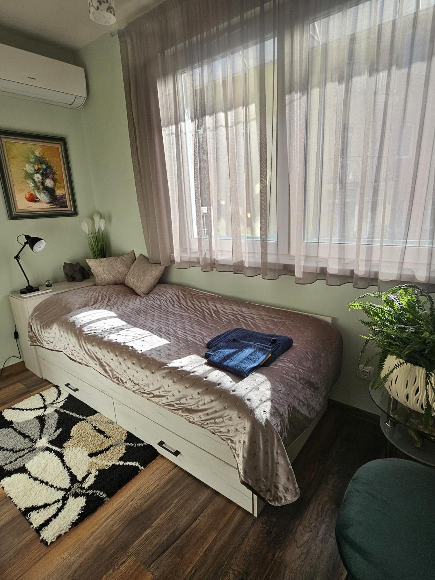 Apartment Bright - & Business Sofia