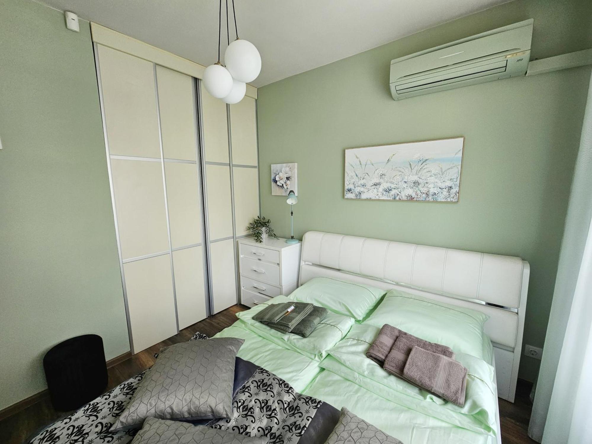 Apartment Bright - & Business Sofia